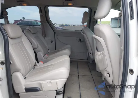 2007 Dodge Grand Caravan Sxt from USA, damaged, VIN 2D4GP44L17R235029